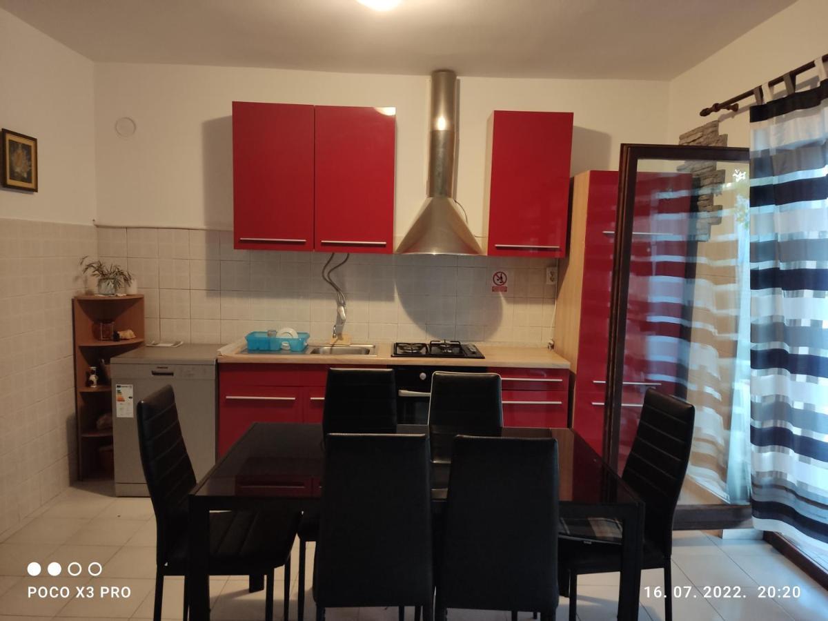 Apartman Bruna Шибеник Екстер'єр фото