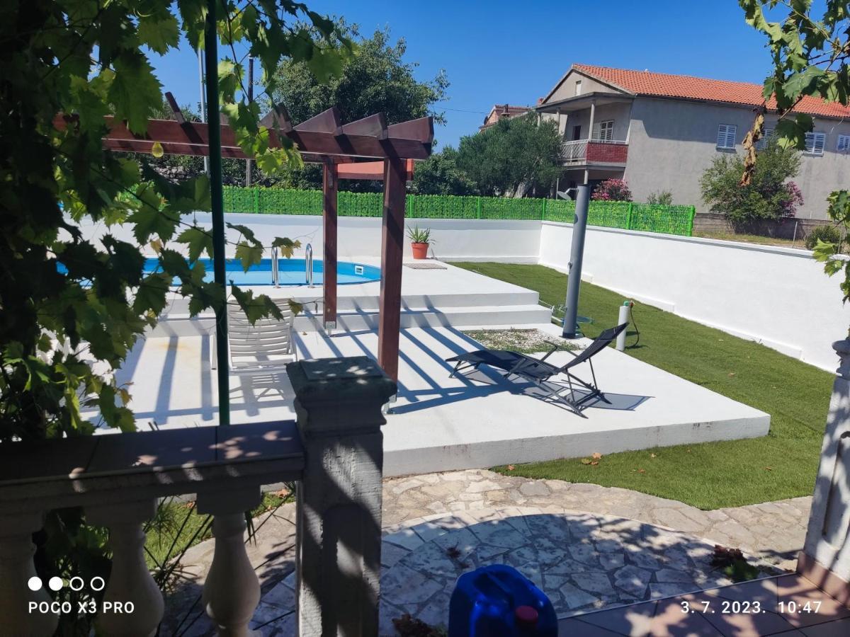 Apartman Bruna Шибеник Екстер'єр фото